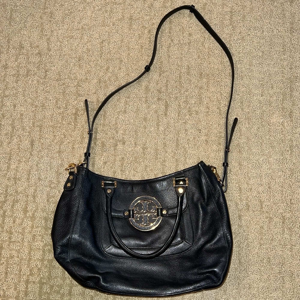 Tory burch bag with shoulder strap
